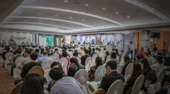 拍卖会爆料小品视频  第3张